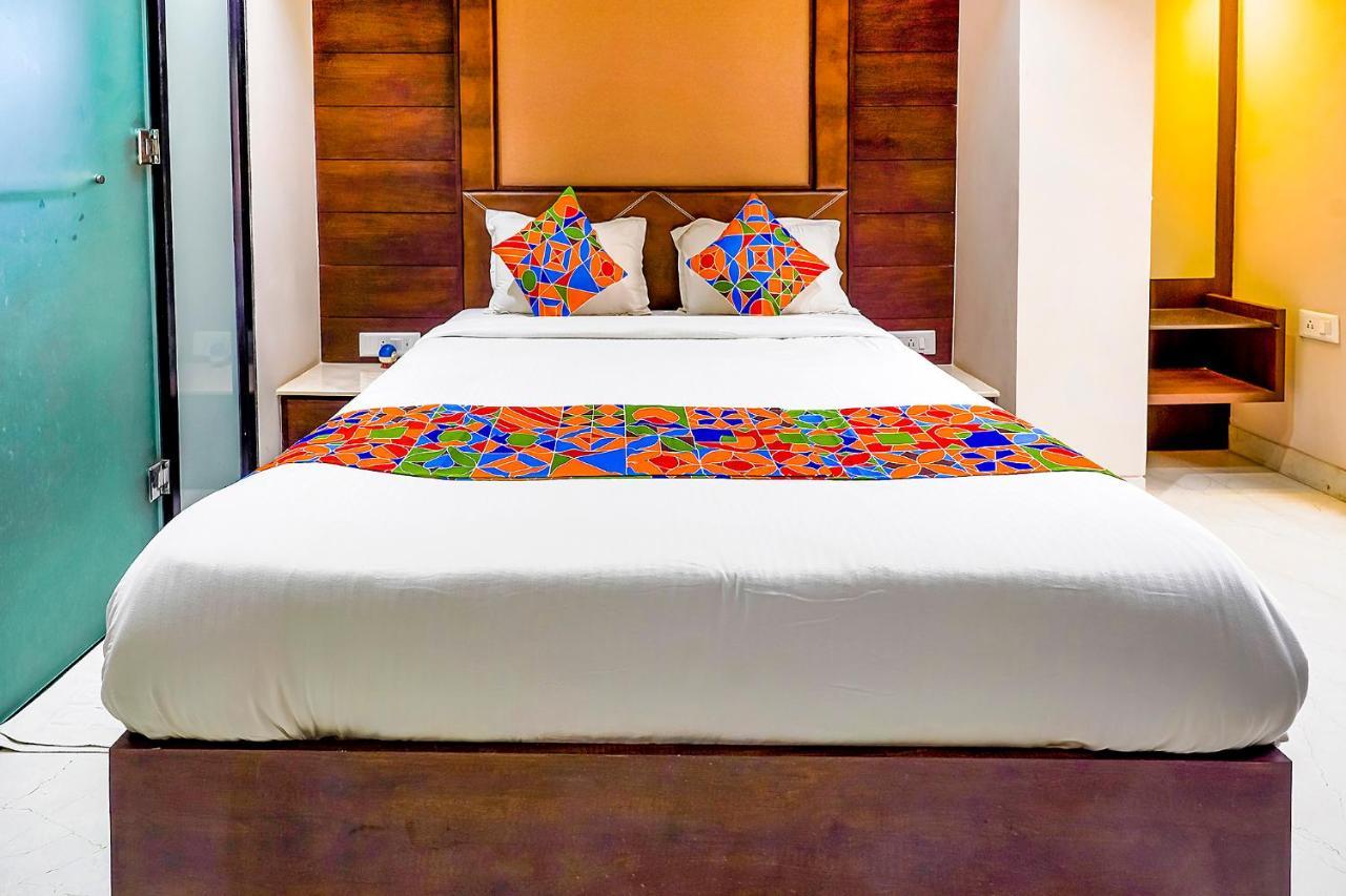 Fabhotel Eros 211 - Nr Sreebhumi Kalküta Dış mekan fotoğraf